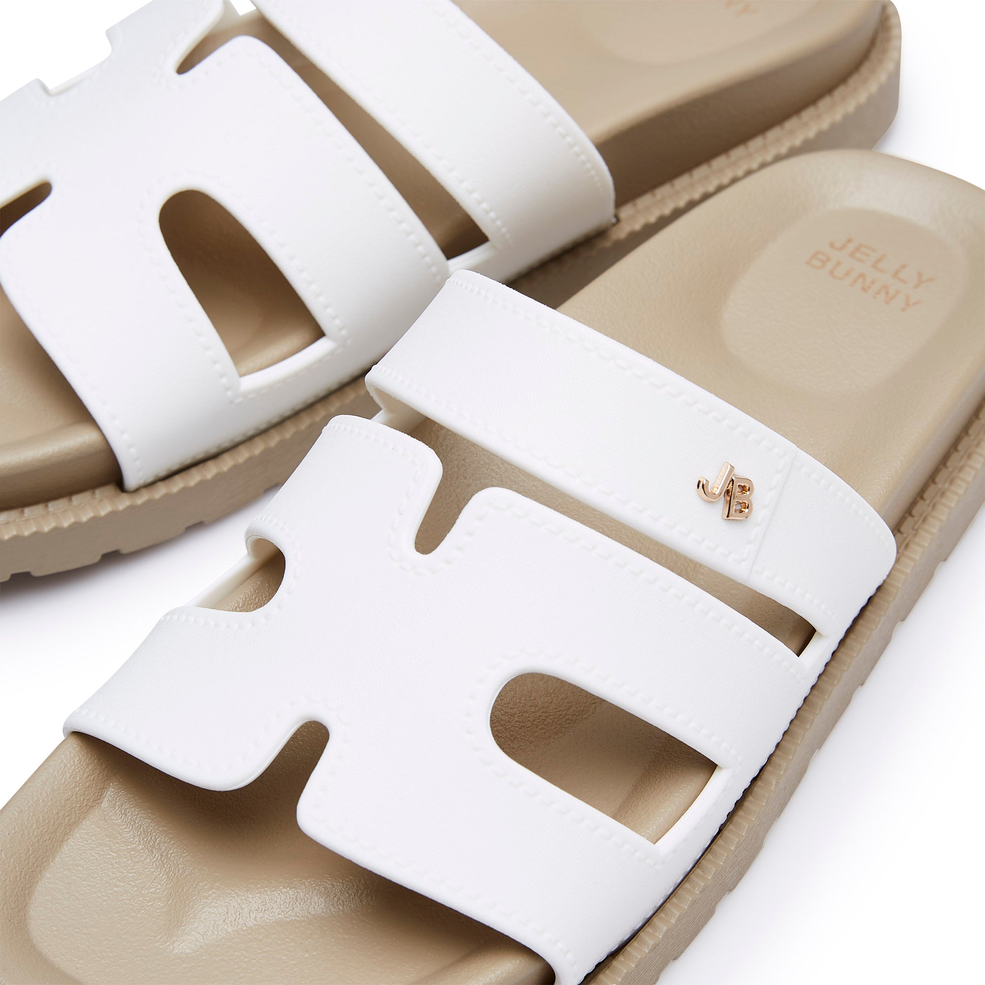 Sena Plain Flat Sandals