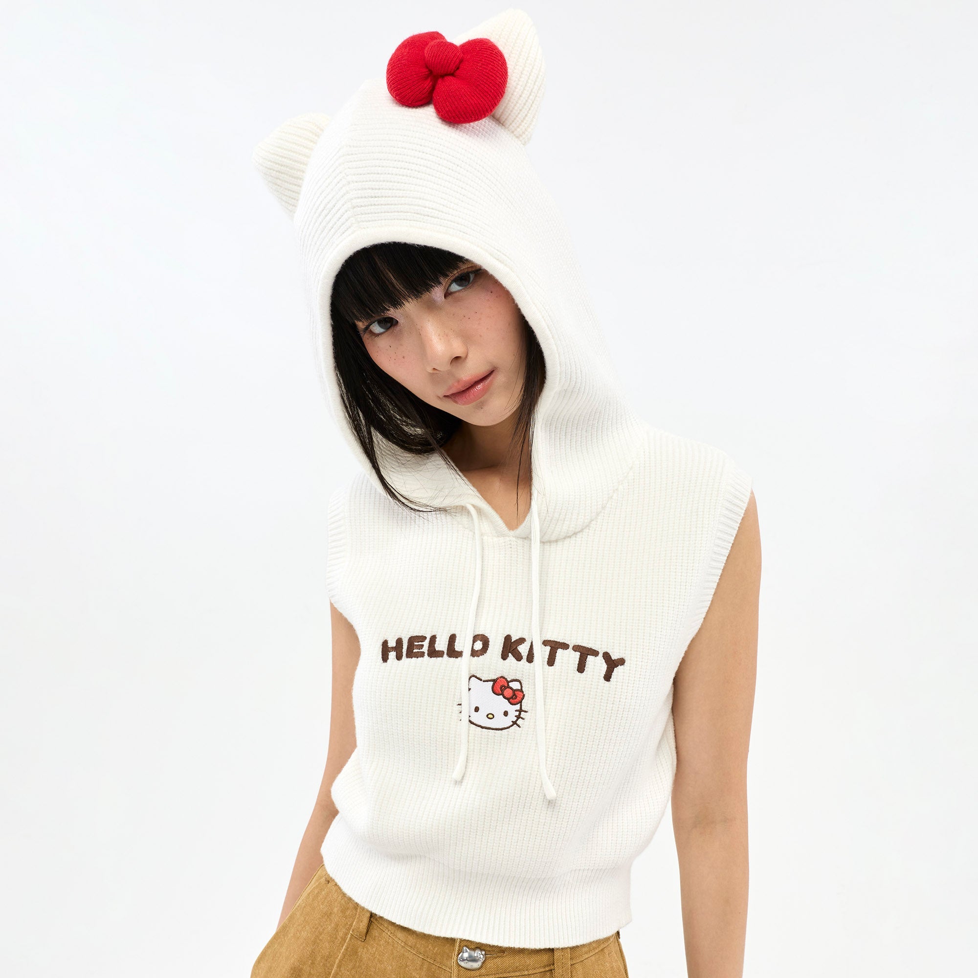 Hello Kitty Graphic Printed Hooded Knit Vest White