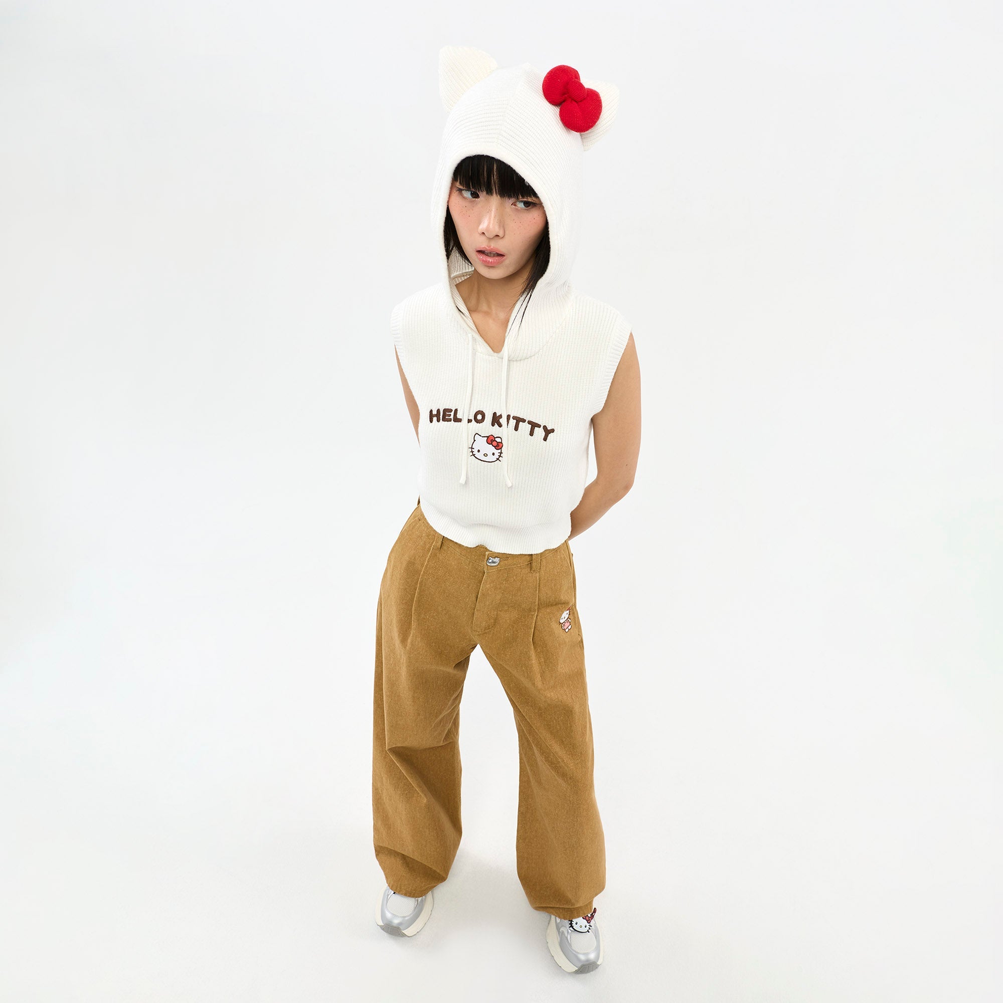 Hello Kitty Graphic Printed Hooded Knit Vest White